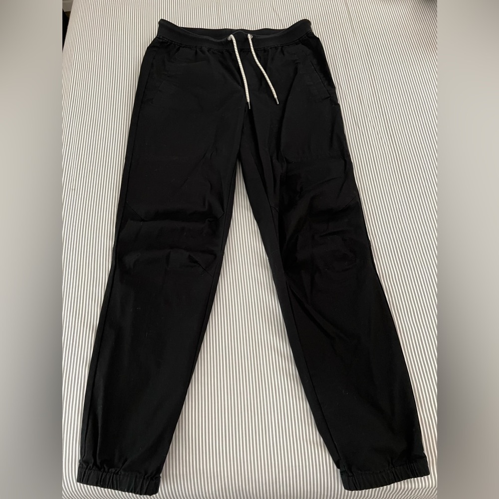 Vuori Transit Ripstop Joggers in Black
